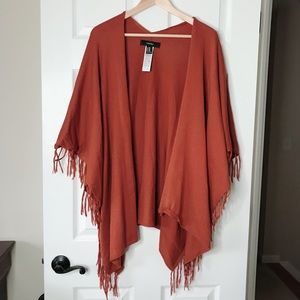 (NWOT) FOREVER 21 FRINGE SHRUGS